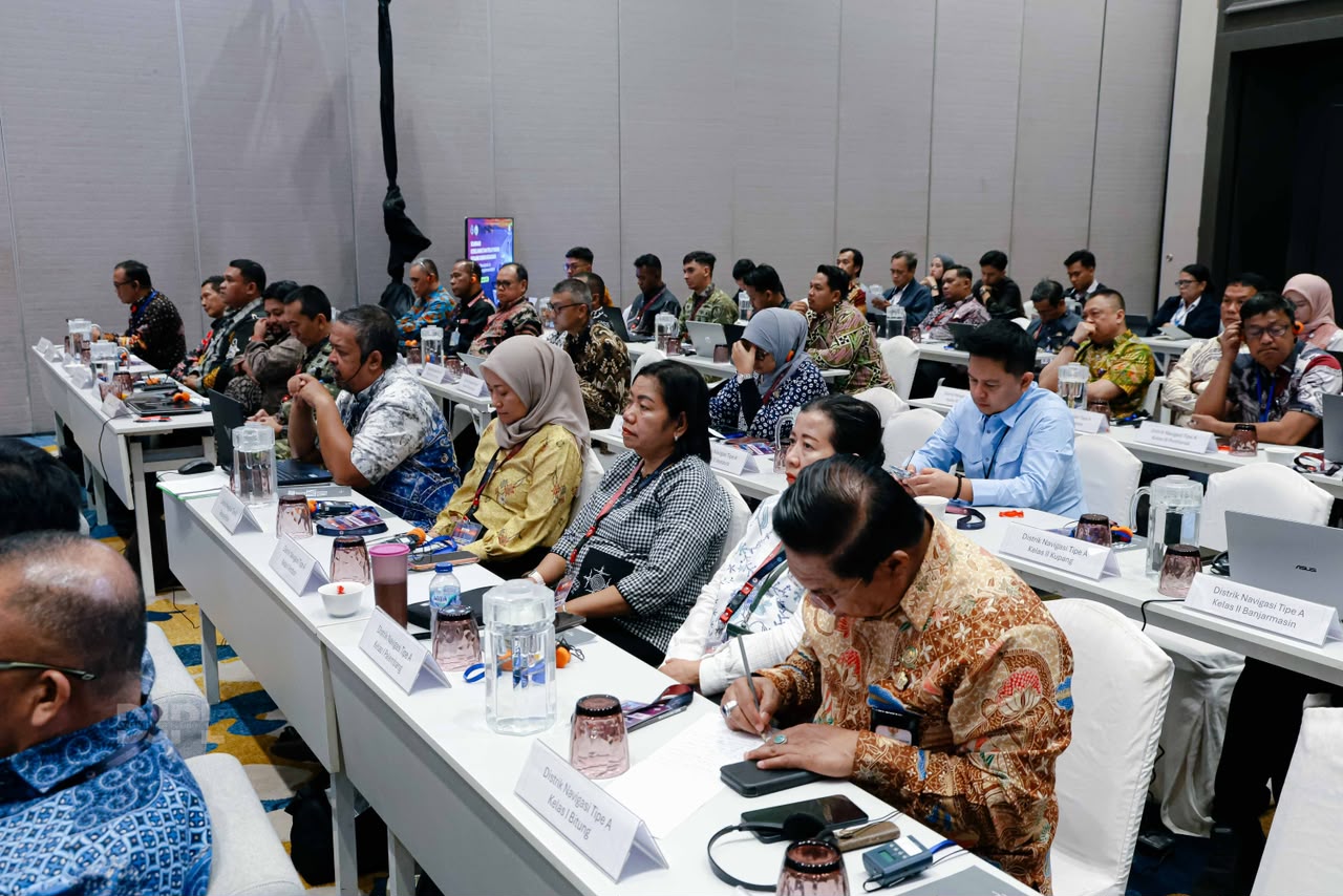 Tingkatkan Keselamatan Pelayaran, Kemenhub Perkuat Sistem Kenavigasian Bersama IALA